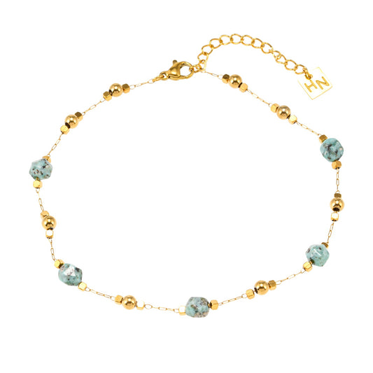 HACKNEY NINE Jewelry GIROC Gold link-chain bracelet with gold beads and African turquoise natural stones on a white background