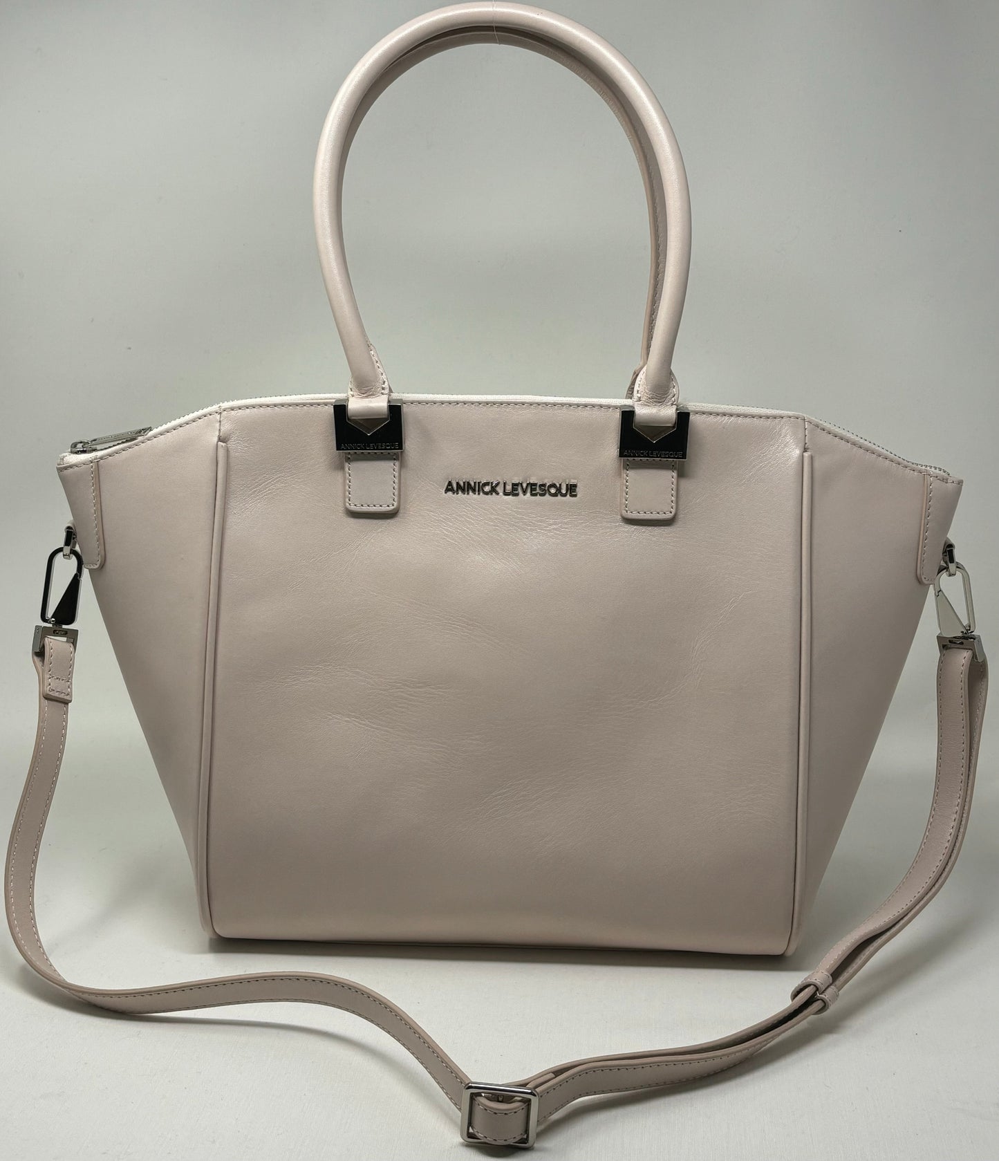 Sac à Main en Cuir rose blush | Mona Moyen