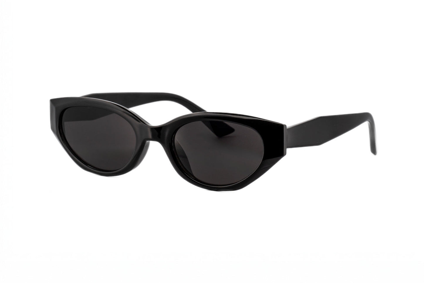 Boléro Elara — Retro Cat-Eye Sunglasses