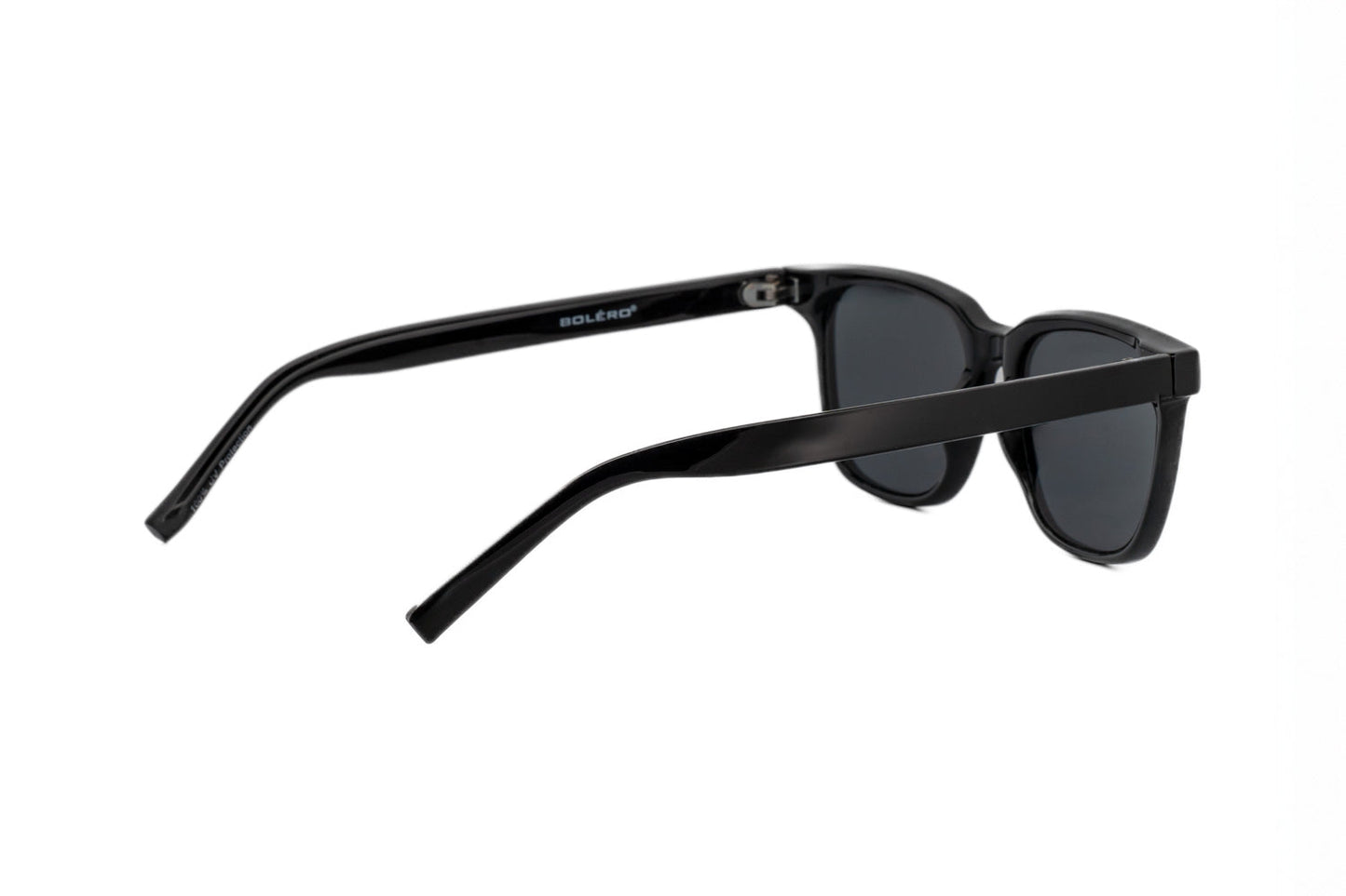 Boléro Vale — Classic Black Wayfarer Sunglasses