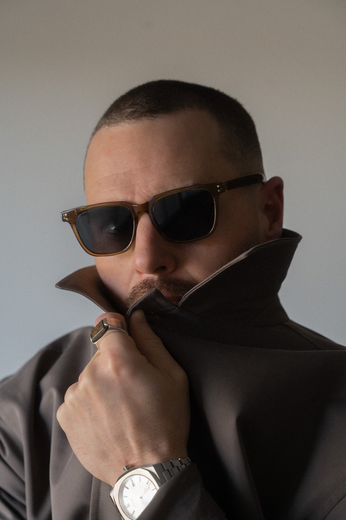 Boléro Vale — Classic Black Wayfarer Sunglasses
