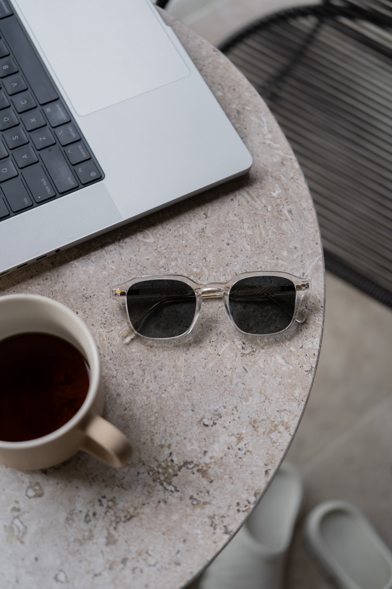 Boléro Ryan — Retro Square Keyhole Sunglasses